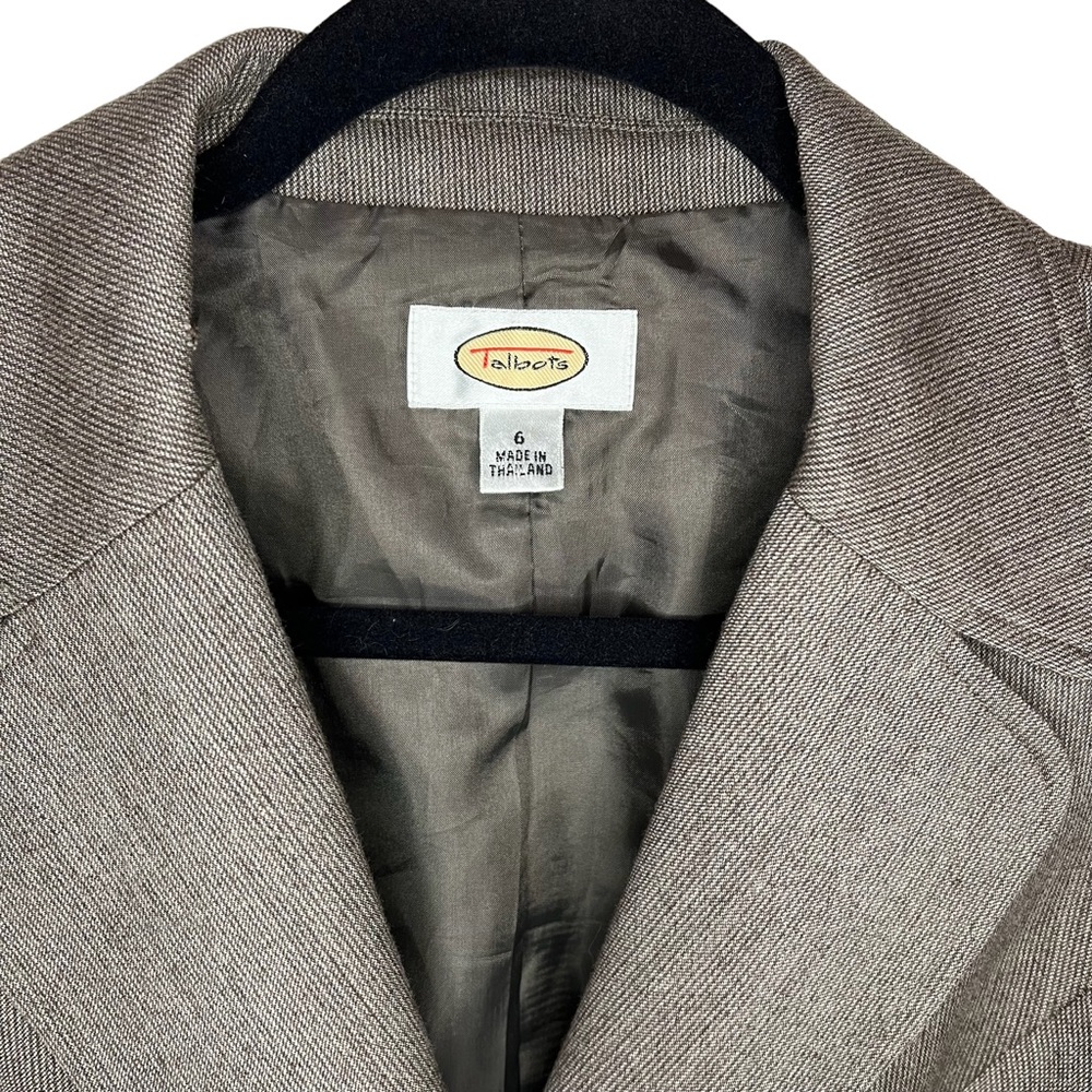 Talbots Brown Wool Jacket, Two Button Close - Size 6 - Picture 3 of 10